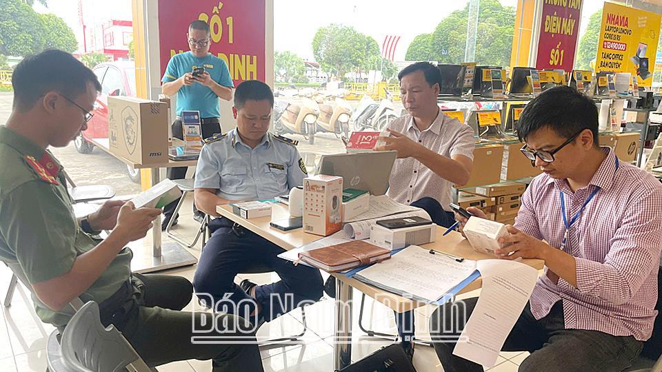 Tăng cường giám sát kinh doanh sản phẩmchuyên ngành công nghệ thông tin, truyền thông