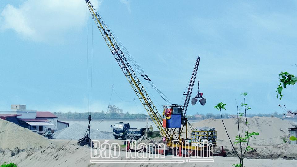 Siết chặt quản lý hoạt động khai thác cát