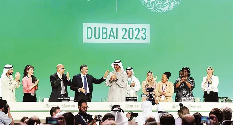 Thỏa thuận đầu tiên kêu gọi loại bỏ nhiên liệu hóa thạch