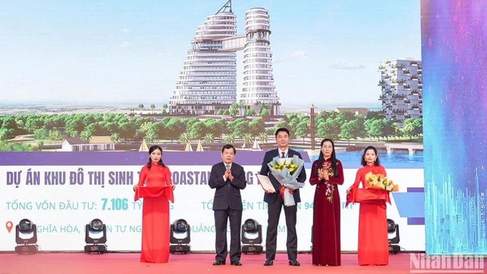 Quảng Ngãi: Thu hút 3 dự án lớn với tổng vốn đầu tư gần 14 nghìn tỷ đồng