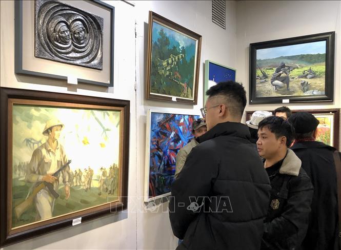 Vẻ đẹp người lính qua triển lãm “Chung bước quân hành 2024”