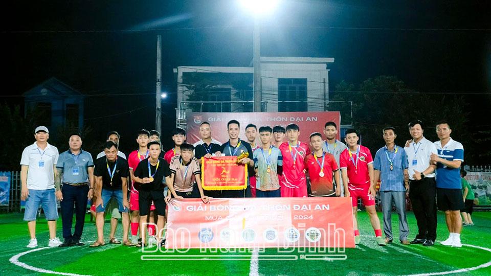 Xây dựng đời sống văn hoá cơ sởở Nam Thắng