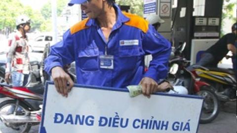 Giá xăng tiếp tục giảm 310 đồng/lít từ 16h30 hôm qua, 6-1