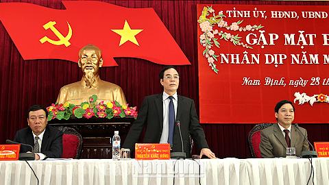 Tỉnh uỷ, HĐND, UBND tỉnh gặp mặt đại diện các cơ quan báo chí nhân dịp Xuân Ất Mùi 2015