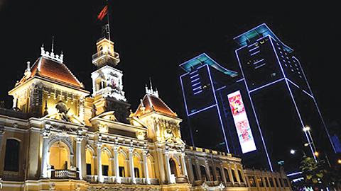 Sài Gòn rực rỡ sắc màu kỷ niệm 40 năm giải phóng