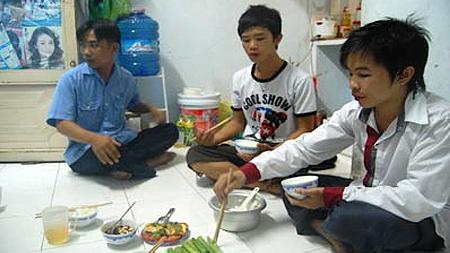 Vẫn chưa chốt được mức tăng lương tối thiểu 2016