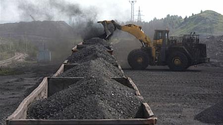 "Cộng hòa Donetsk" dừng cung cấp than cho Ukraine