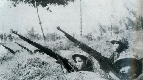 Ổn định tổ chức, chuyển mọi hoạt động sang thời chiến (Kỳ 5)