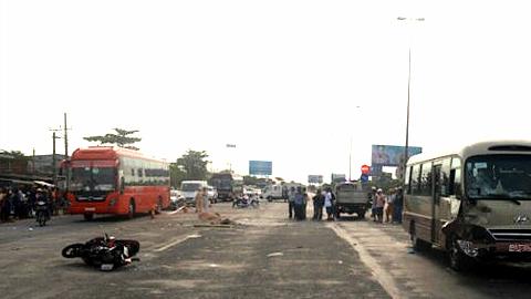 Từ 16-1 đến 15-2, xảy ra 16 vụ tai nạn giao thông đường bộ, đường sắt