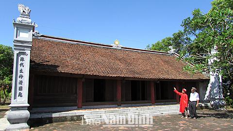 Các di tích thờ vua và danh tướng thời Đinh