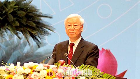 Xây dựng trong toàn xã hội thái độ tôn trọng, tôn vinh, bảo vệ phụ nữ (*)