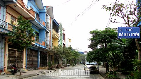 Đường phố Thành Nam: Phố Đỗ Huy Uyển