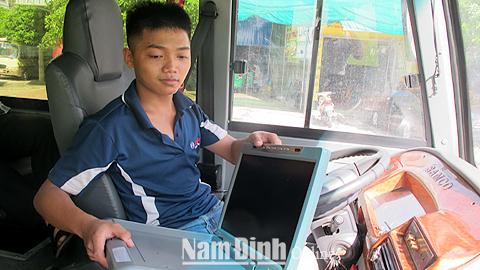 Trang trí xe ô tô đừng để "Lợi bất cập hại"