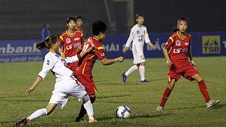 Vòng 9 Giải bóng đá nữ Vô địch quốc gia 2017: Đương kim vô địch TP Hồ Chí Minh I nới rộng khoảng cách với nhóm bám đuổi