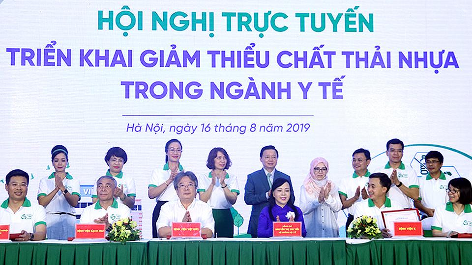 Hội nghị trực tuyến toàn quốc triển khai chương trình giảm thiểu chất thải nhựa trong ngành Y tế
