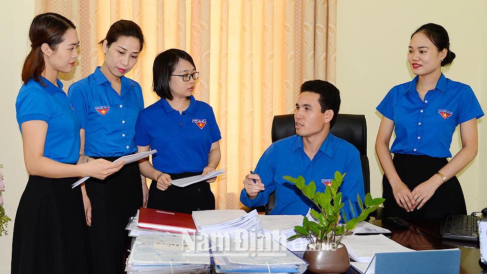 Chăm lo đào tạo, bồi dưỡng đội ngũ cán bộ đáp ứng yêu cầu nhiệm vụ