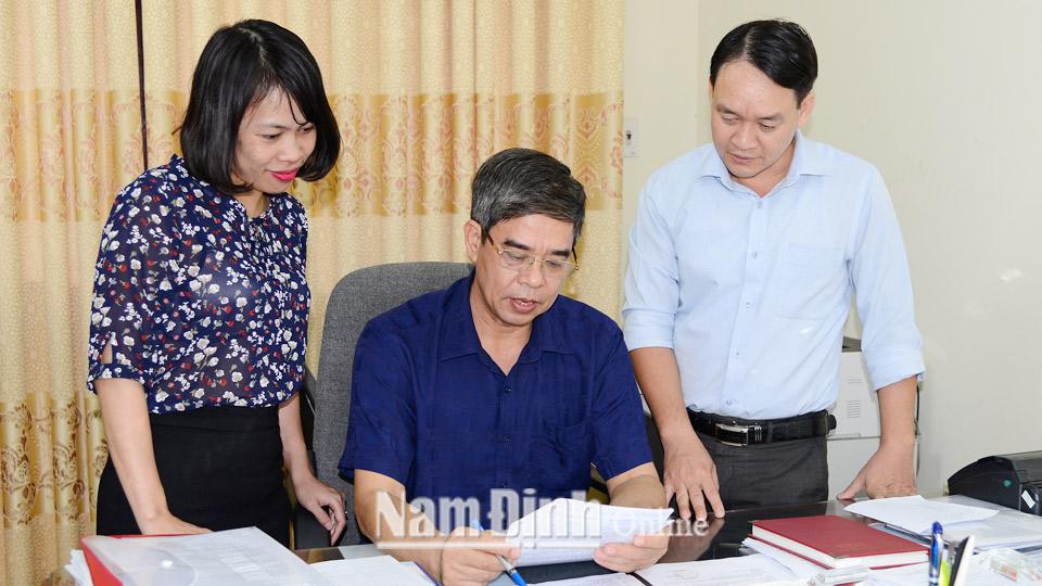 Rà soát, sàng lọc, đưa những đảng viên không còn đủ tư cách ra khỏi Đảng