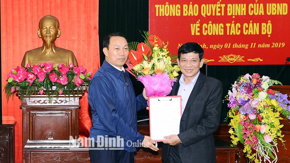 Thông báo về việc phân công cán bộ phụ trách Báo Nam Định