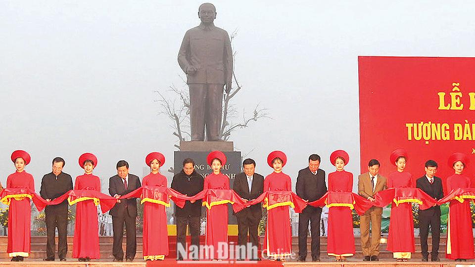 Lễ khánh thành Tượng đài Tổng Bí thư Trường Chinh