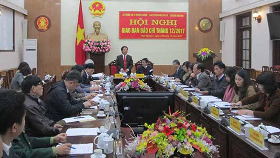 Giao ban báo chí tháng 3