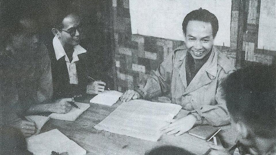Nhà báo Trường Chinh: "Dùng ngòi bút làm đòn xoay chế độ" (kỳ 9)