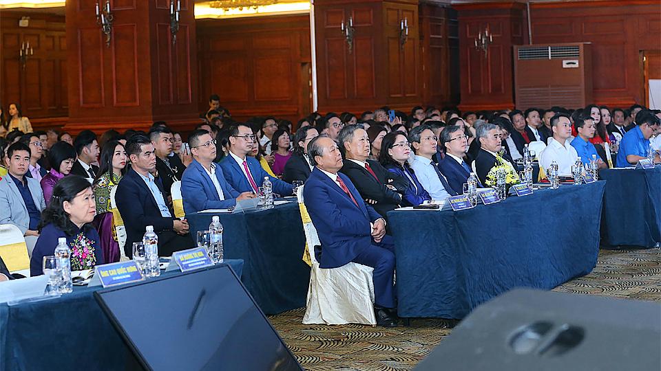 Cần một tầm nhìn đa chiều về văn hóa doanh nghiệp