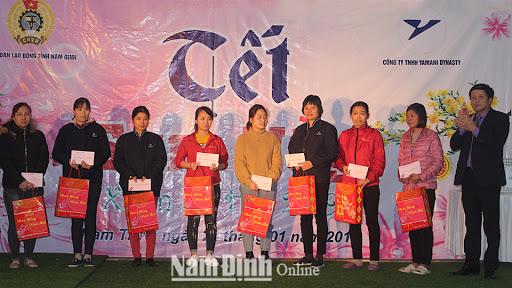 Chương trình "Tết sum vầy - Kết nối yêu thương" năm 2021