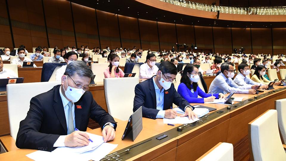 Thực hiện thành công "mục tiêu kép" phát triển kinh tế gắn với phòng, chống dịch COVID-19