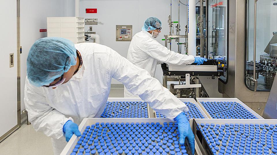 Thuốc điều trị - cánh cửa mới nhằm đẩy lùi đại dịch