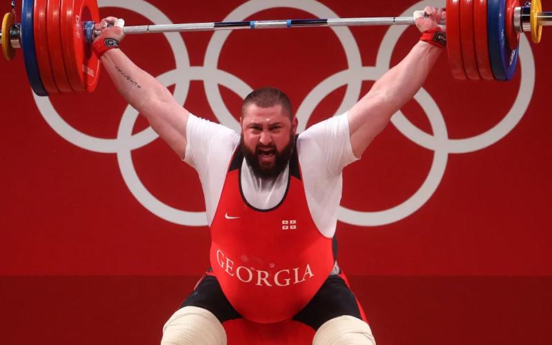 Nhiều kỷ lục thế giới bị "xô đổ"