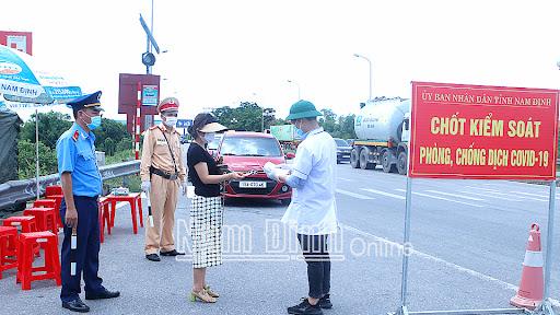 Tạm thời chưa tiếp nhận công dân đi/ về từ Hà Nội và các khu vực có dịch