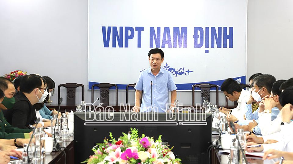 Các địa phương phải hoàn thành tiêm mũi 1 cho người dân từ 18 tuổi trở lên trước ngày 27-11