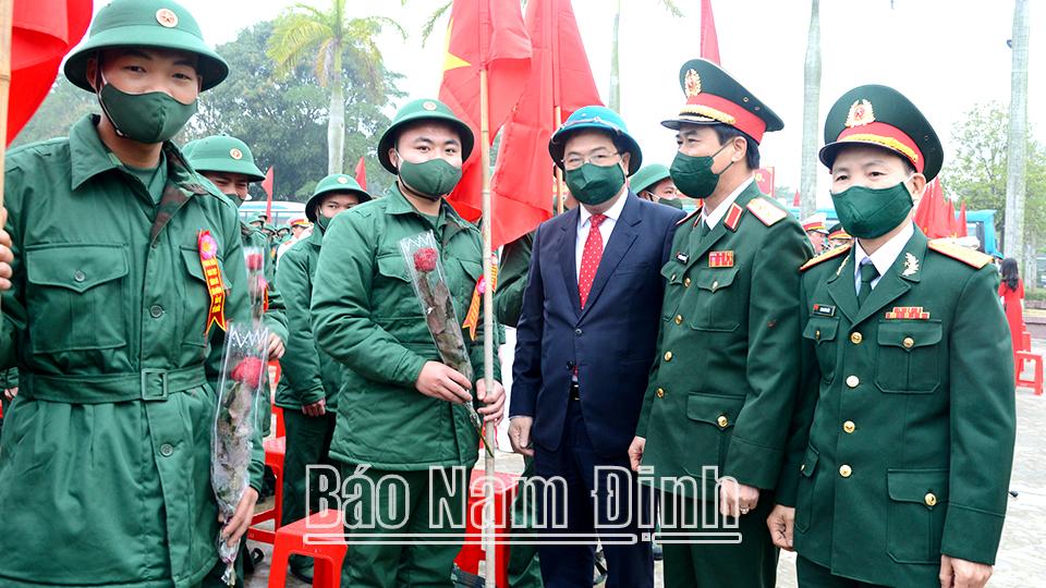 Tưng bừng ngày hội giao quân 2022