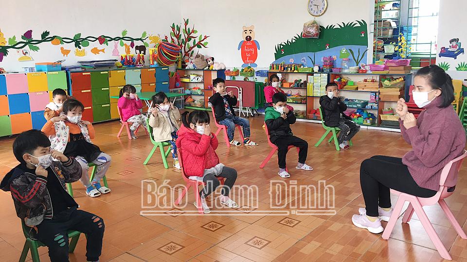 Hướng đi mới của hoạt động chăm sóc sức khỏe học đường