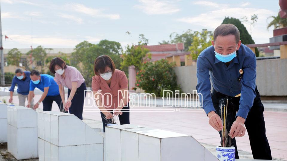 Phát động Năm cao điểm về phong trào "Đền ơn đáp nghĩa"