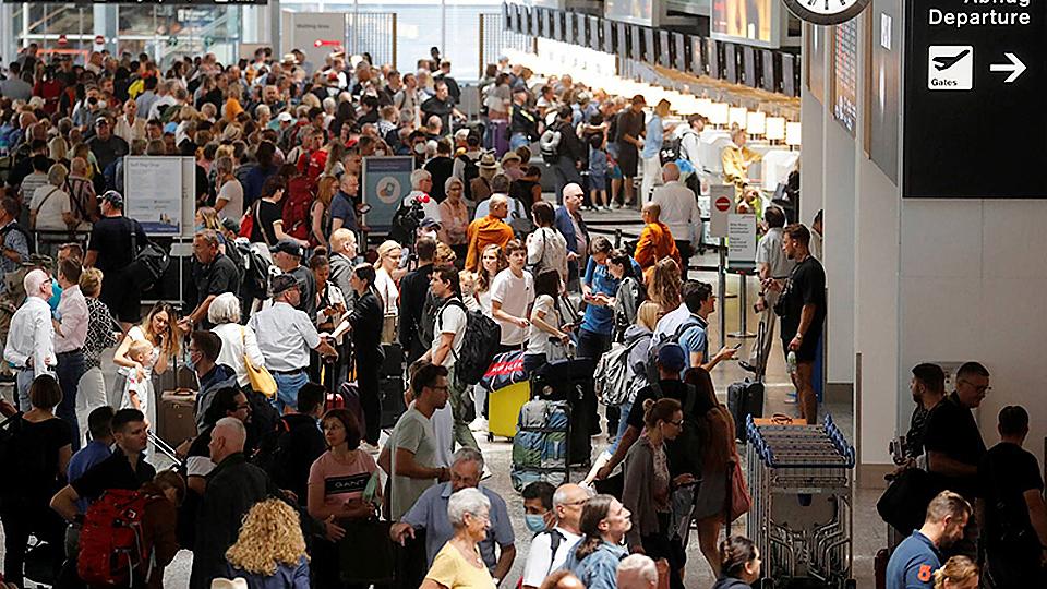 Ngành hàng không châu Âu chật vật vượt khó